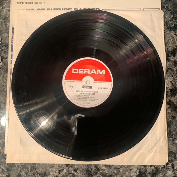 LP Moody Blues “Days of a Future Passed”vintage - Picture 3 of 3